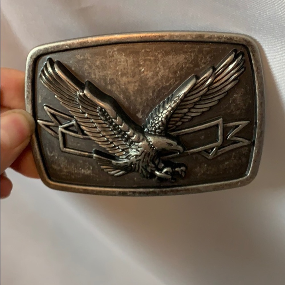 Belt buckle eagle